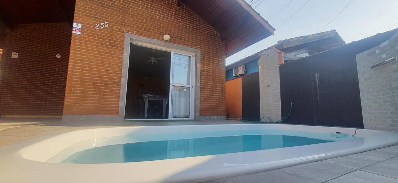 הוילה Peruíbe Casa Completa Com Piscina A 300 Metros Do Mar מראה חיצוני תמונה