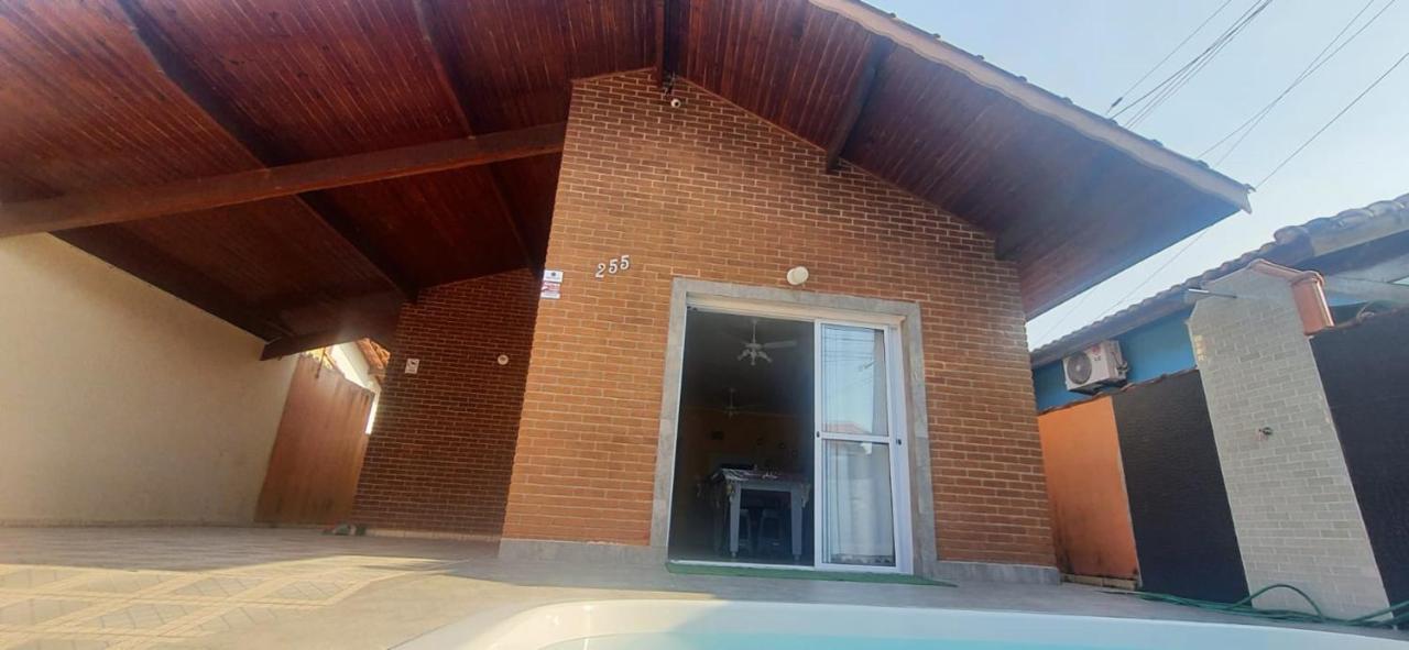 הוילה Peruíbe Casa Completa Com Piscina A 300 Metros Do Mar מראה חיצוני תמונה